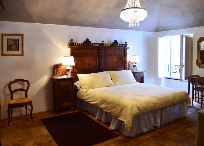 La Terrazza Di Vico Olivi B&B Vintimille