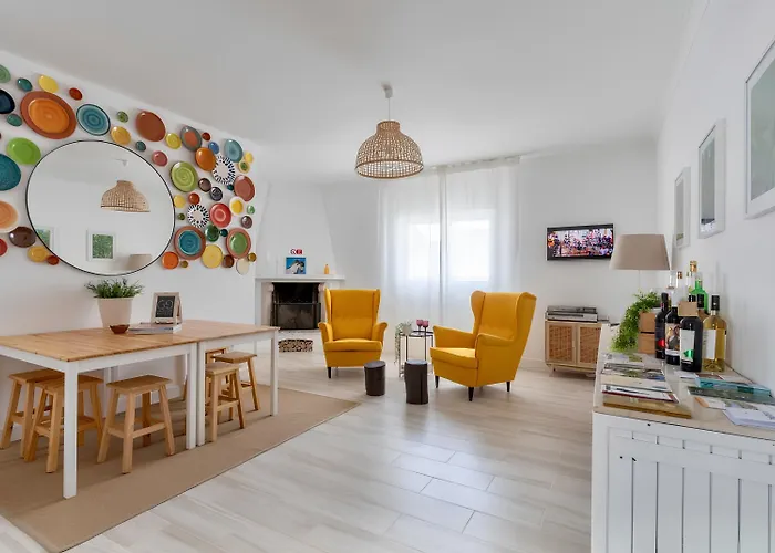 Galagana Charm House Acomodação com café da manhã Golegã