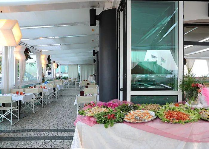 Hotel Vienna Cattolica