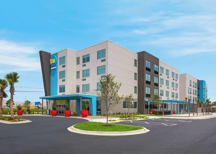 Tru By Hilton Destin Hotel