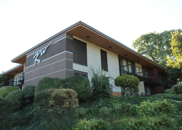 Kellogg West Conference Center And Lodge