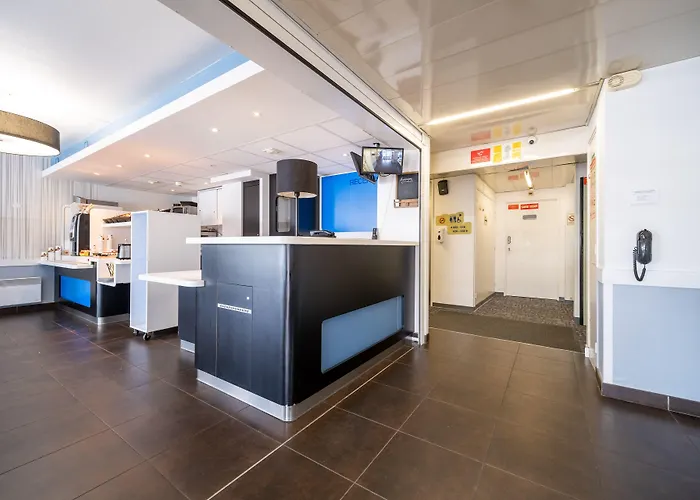 B&B HOTEL Calais Terminal Cité Europe 2 étoiles Coquelles
