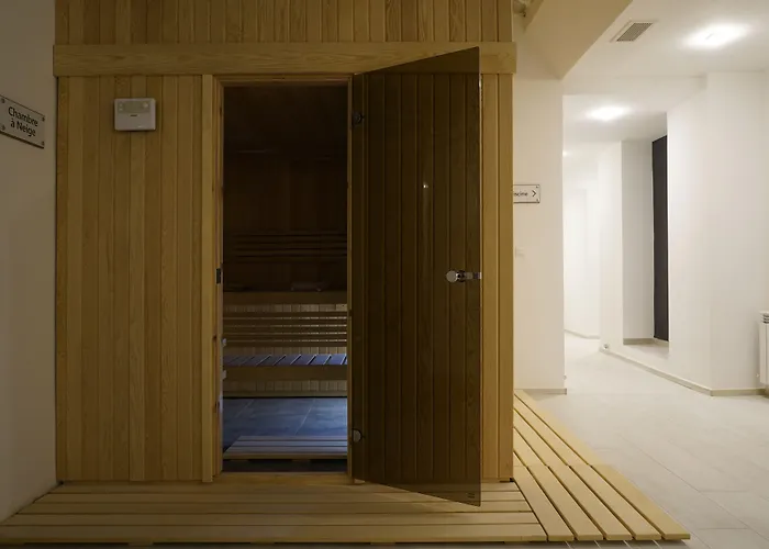 Hotel Lescure Business And Spa