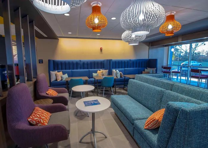 Tru By Hilton Norfolk Airport, Va Hotel Virginia Beach