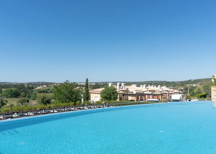 Vale Da Ribeira Residences Saragocal