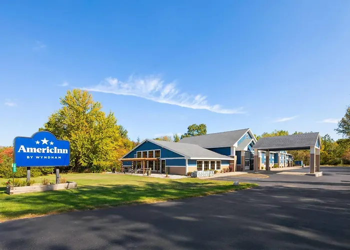 Americinn By Wyndham Douglas/Saugatuck