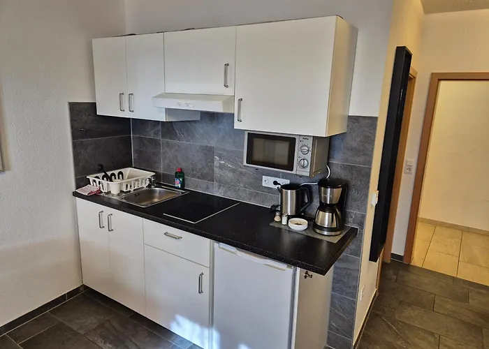 Hotel Am Kamin - Modern Appartements - Free Wifi - Parking Duisburg