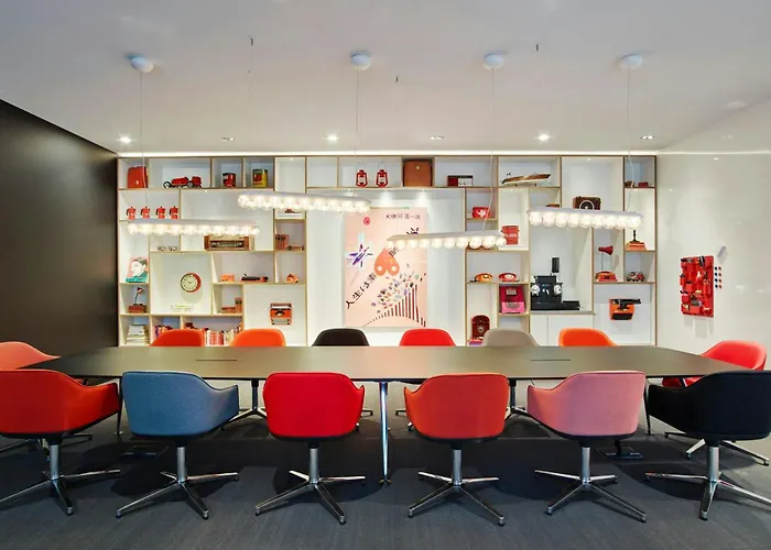 citizenM Schiphol Airport Hotel Amsterdam Airport Schiphol