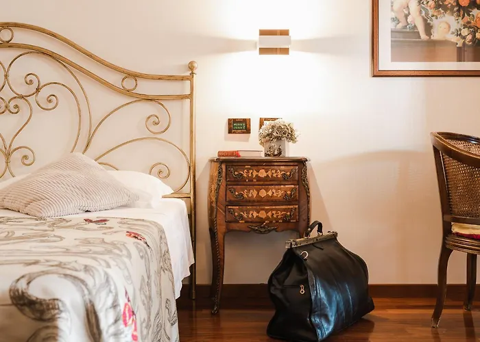 Villa Madrina Lovely And Dynamic Hotel Garda 