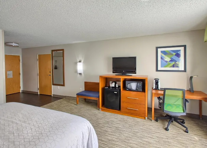 Holiday Inn Express Hotel & Suites Wake Forest - Raleigh North By Ihg