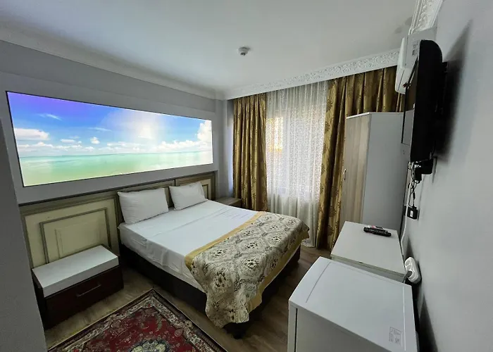 Elite Plus Family Hotel Old City