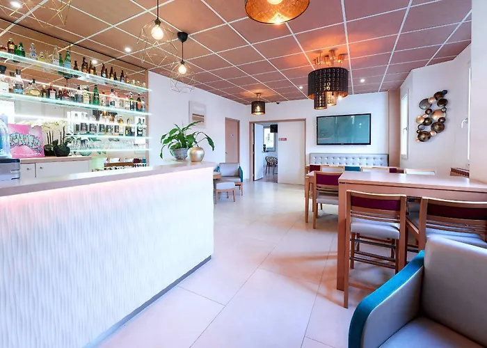 The Originals City, Archotel, Sens