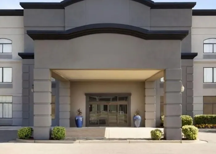 Townhome Inn & Suites By Ihg