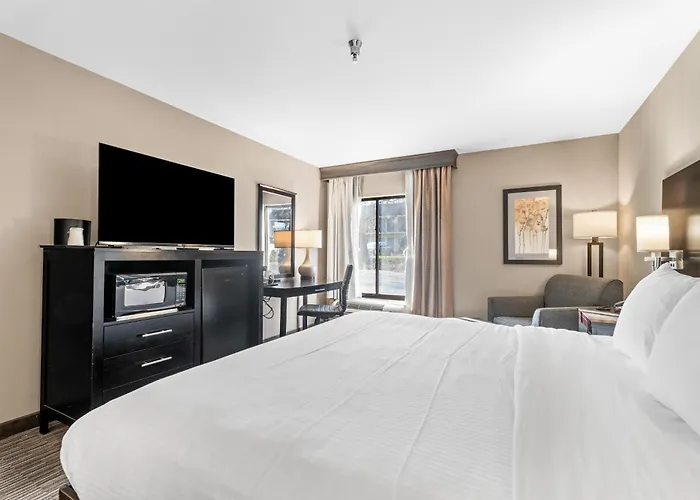 Best Western Courtview Hotel