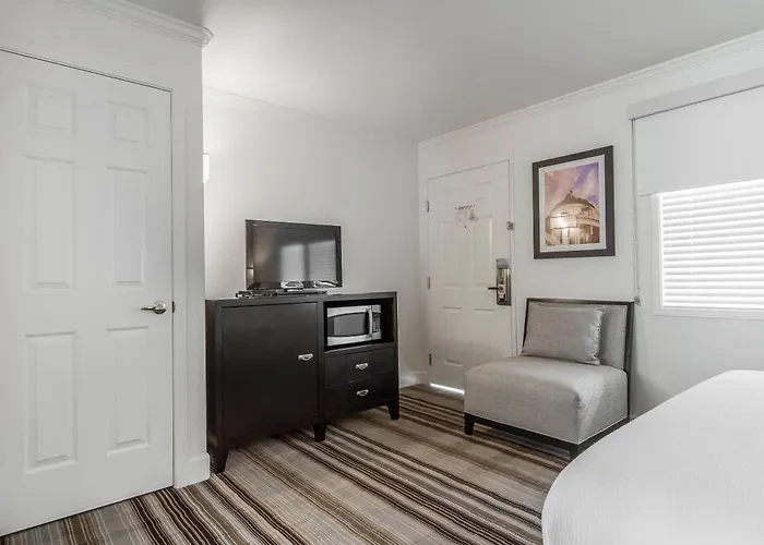 Inn Off Capitol Park, An Ascend Collection Hotel