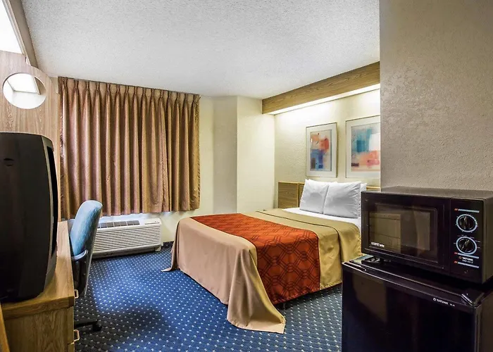 Econo Lodge Denver International Airport