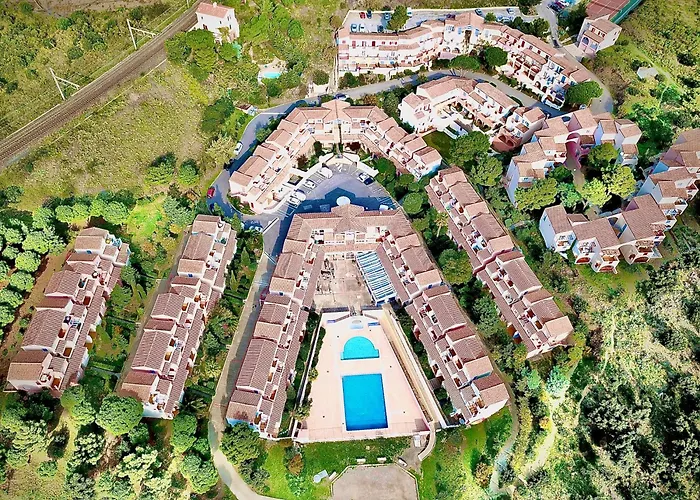 Lagrange Grand Bleu Vacances – Résidence Le Village des Aloès Cerbère