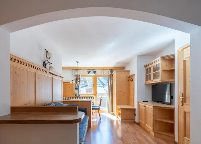 Garni Hotel And Apartments Wildbach Selva di Val Gardena