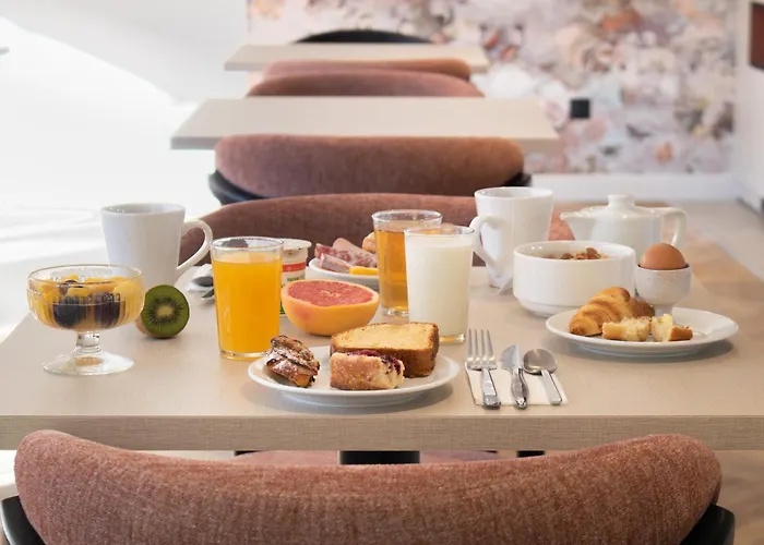 Brit Hotel Cahors Centre - Le Valentre
