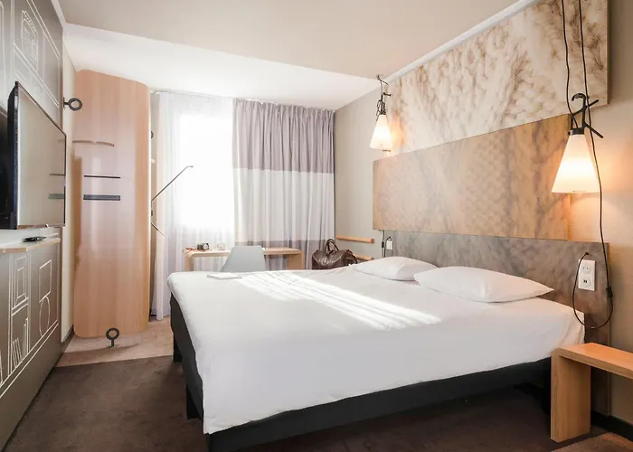 Hotel ibis Lyon Caluire Cité Internationale