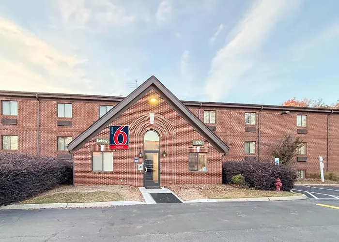 Studio 6 Suites Greenville, Sc - Haywood Mall