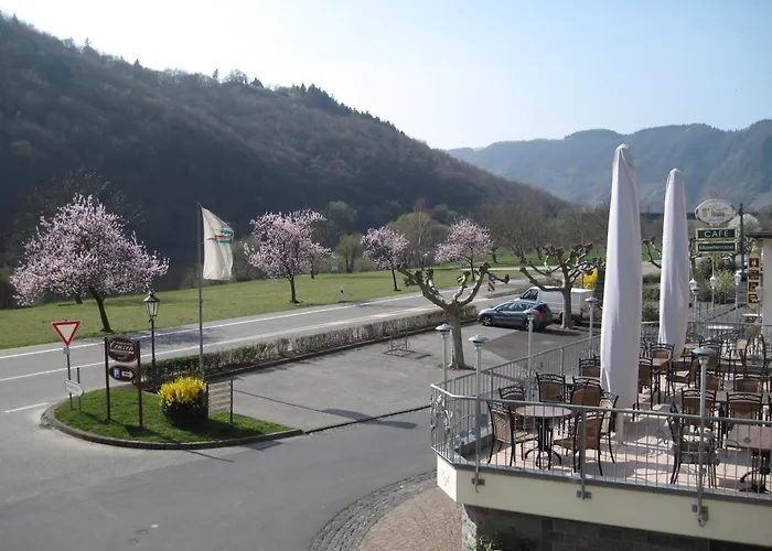 B&B Hotel Moselterrasse Ediger-Eller