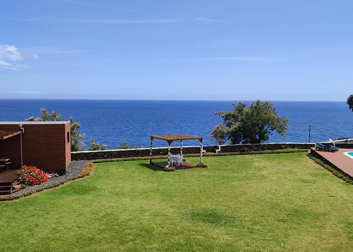 Alluar Lodge Angra do Heroísmo