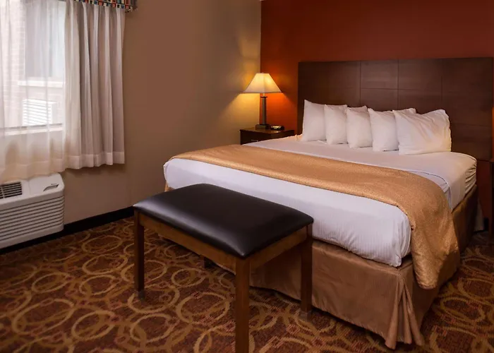 Best Western Ambassador Inn & Suites Wisconsin Dells