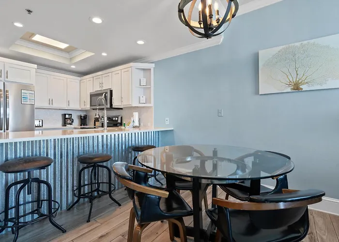 Lighthouse 714
