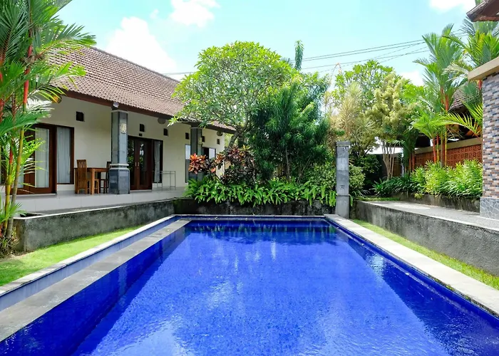 Urbanview Hotel Lilis Cempaka Mas Guesthouse