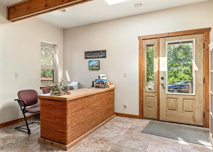 Slot Canyons Inn Bed & Breakfast