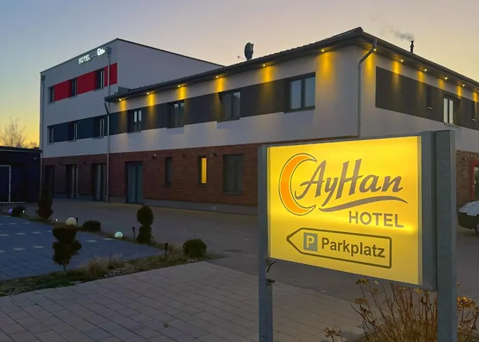 Ayhan Hotel
