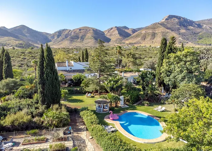 Roca Verde, Boutique Bed & Breakfast - Adults Only Alhaurín de la Torre