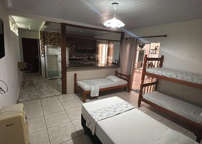 Recanto Pousada Ju&Ju Com Piscina Compartilhada Pontal do Paraná