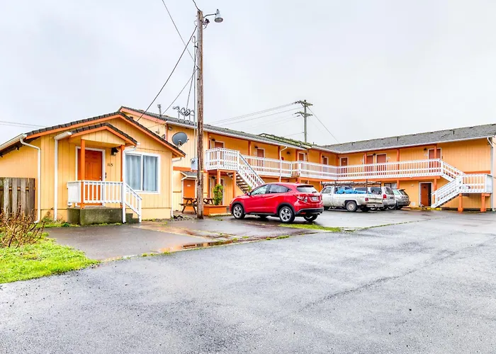 Sea Treasures Inn #104 Rockaway Beach