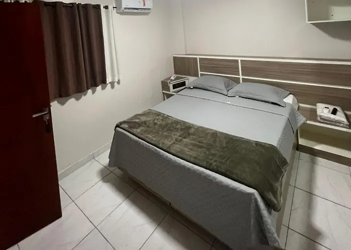 Hotel Ellos - Estacionamento e Café da Manhã Incluso