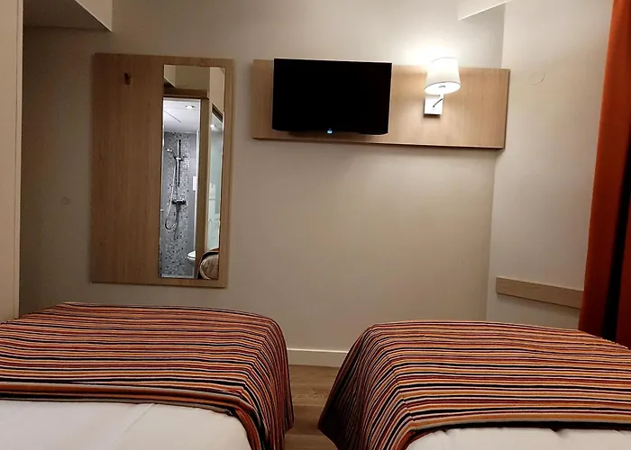 Hotel Espace Cite Carcasona
