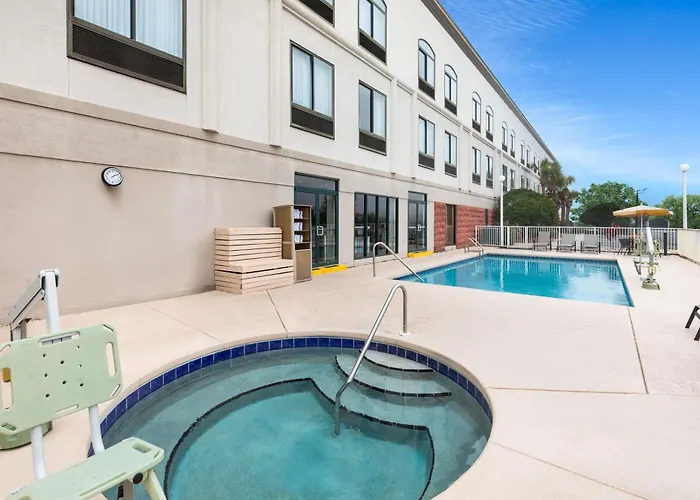 Wingate By Wyndham Destin