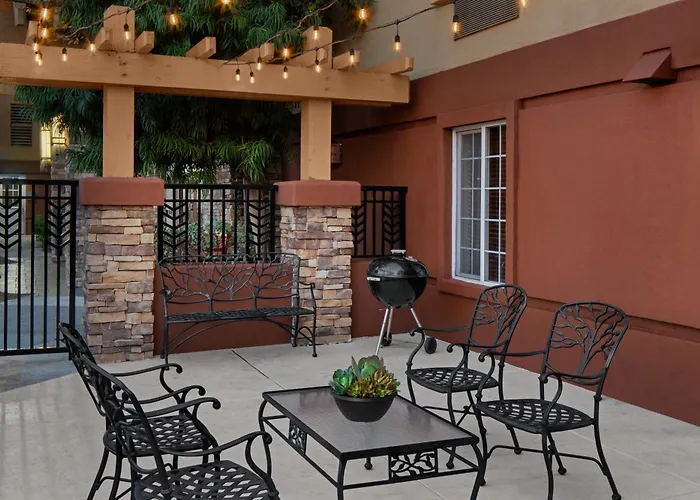 Larkspur Landing Extended Stay Suites Sacramento