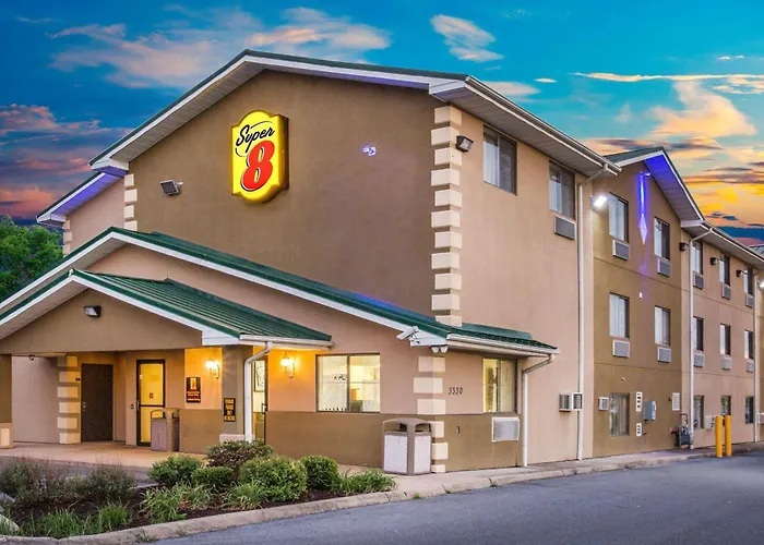 Super 8 By Wyndham Harrisonburg Motel