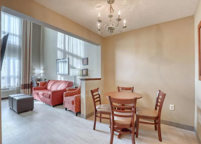 Comfort Suites Madison West - Middleton