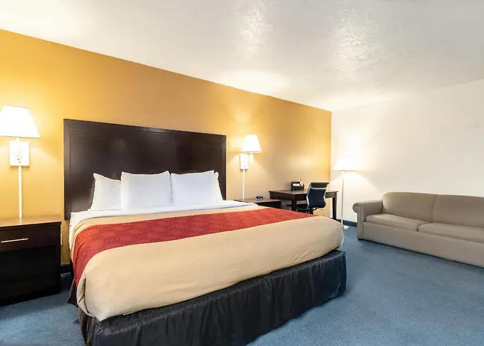 Econo Lodge Corvallis Near University
