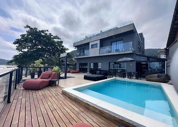 Casatua Pousada Juquei