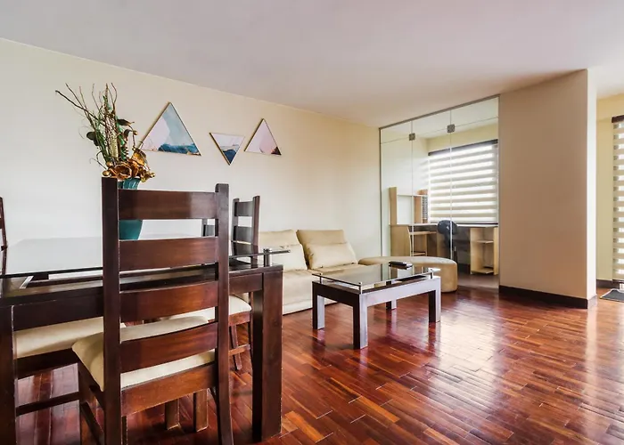 Luxstone Executive & Suites La Paz