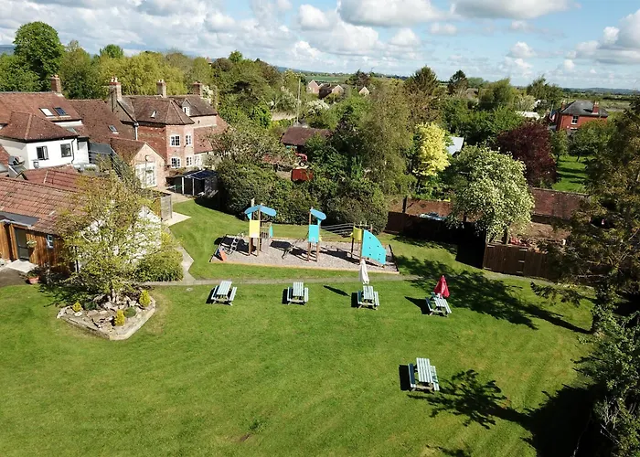 The Ship Inn - Self Catering Accommodation Gloucester