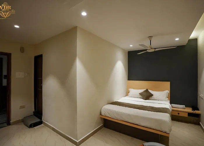 Hotel Vdr Grand