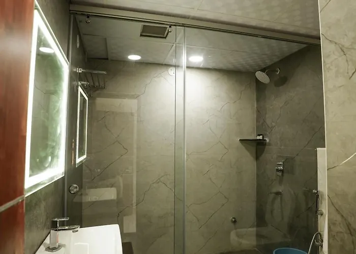 Hotel Vdr Grand
