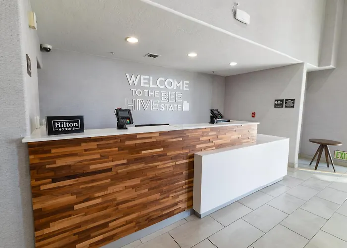 Hampton Inn & Suites Salt Lake City Airport