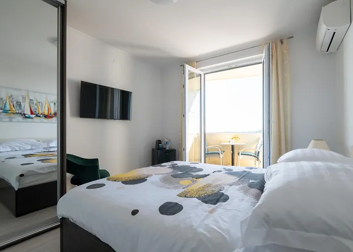 Deluxe Sunset Room, View Of The Old Town