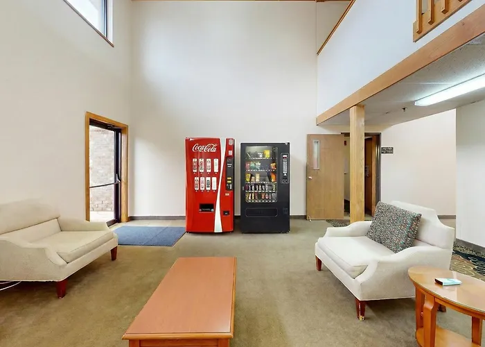 Oscoda Lakeside Hotel